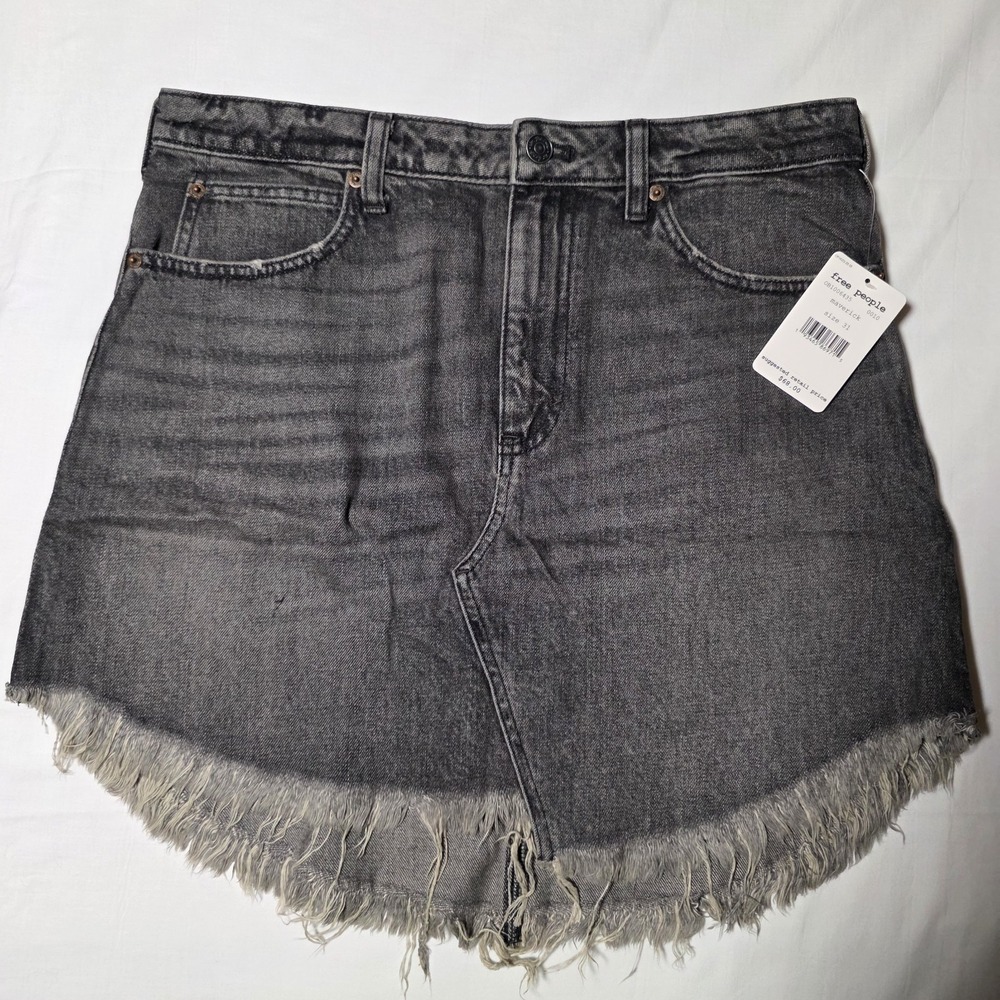 Free People Maverick Skirt Women 31 Mini Jean Black/Gray Denim Frayed Raw Hem